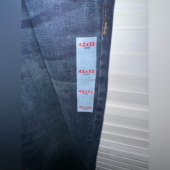 NWT Men’s Loose Fit Jeans Size 42/32 - Picture 2 of 9
